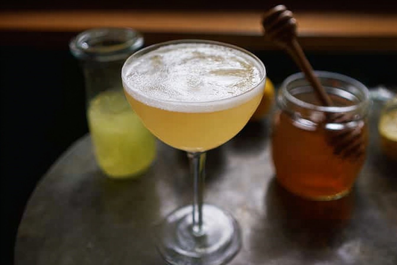 Bees Knees Cocktail 96.png