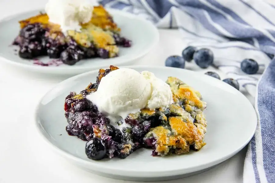 Easy Blueberry Cobbler with Buttery Biscuit Topping 14 How to make Blueberry Cobbler?