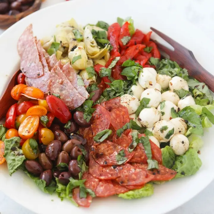 Italian Antipasto Salad