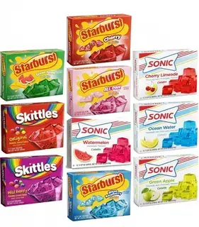 11. Gelatina de Mosaico: Colorful Jello Treat