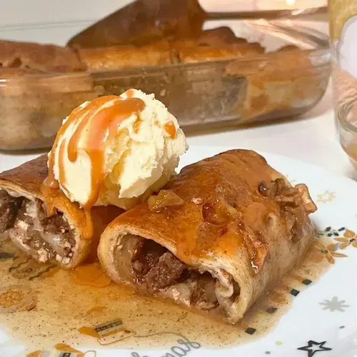 Apple Pie Enchiladas