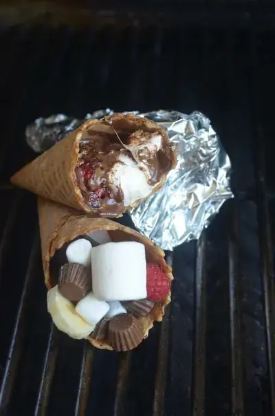 Campfire Pizza Nachos