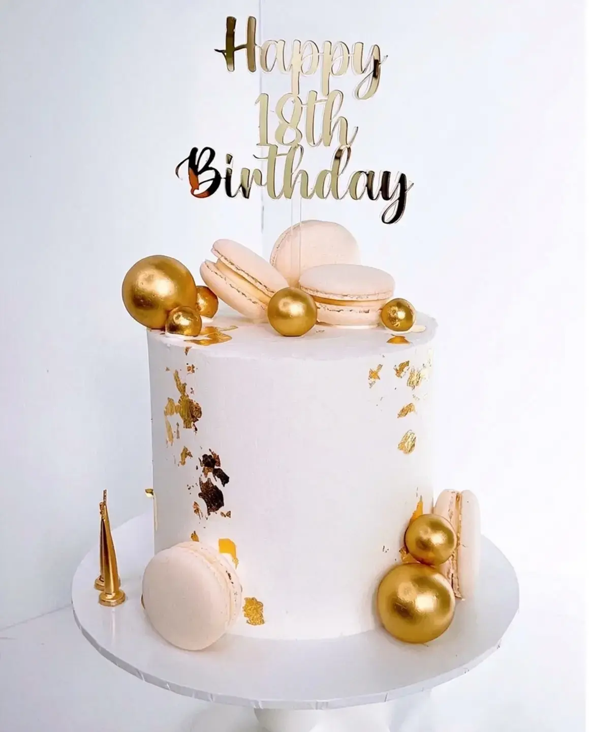 Neutral Birthday Cakes