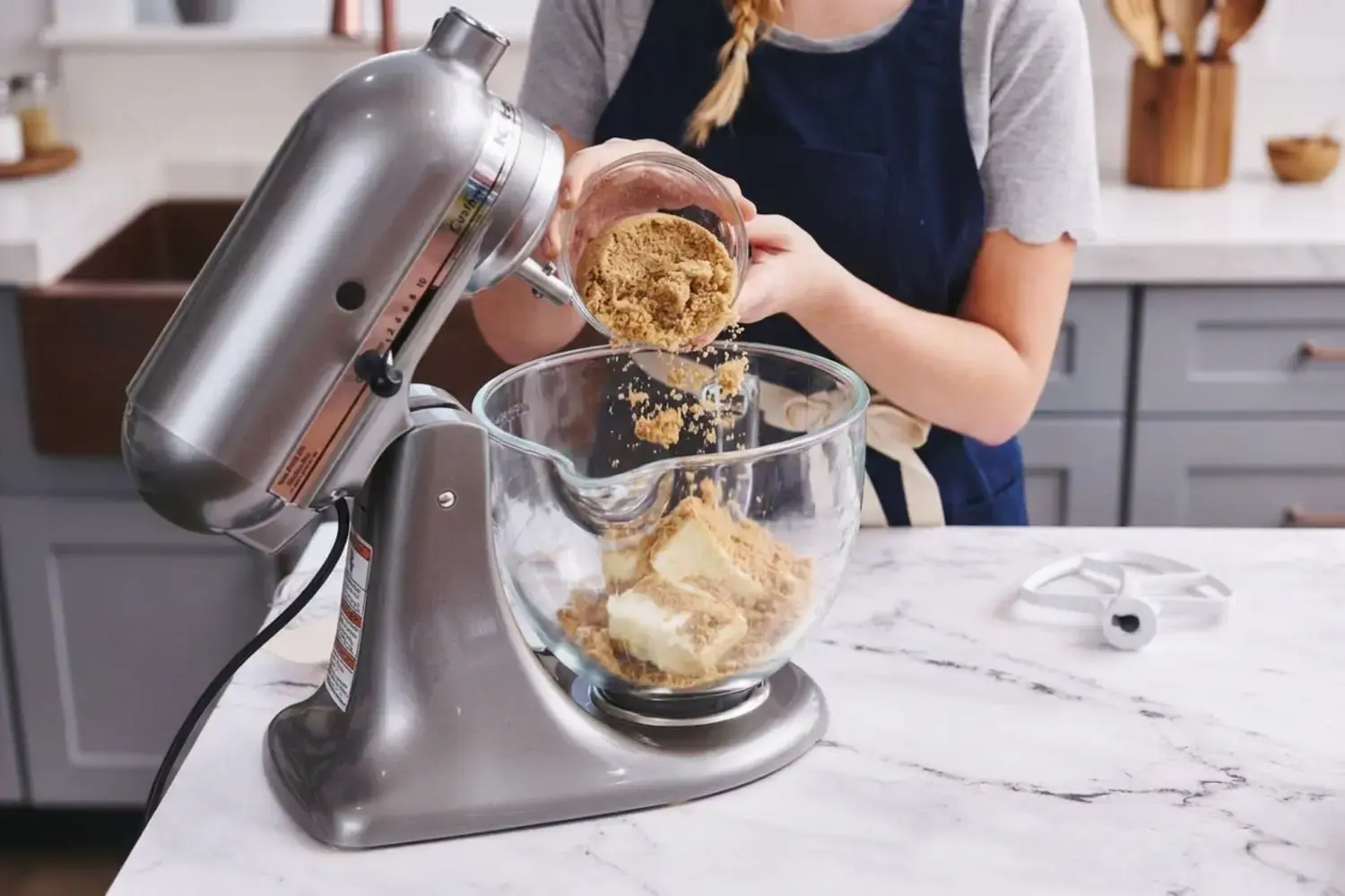Bakery Style Chocolate Chip Cookies That Are Soft, Chewy, and Thick 56 How to Make Chocolate Chip Cookies (Step-by-Step)
