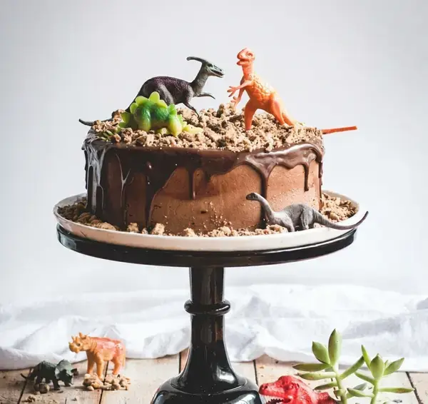 Birthday Cake Decorating Ideas You Can Do at Home for Easy, Fun Cakes 10 Dinosaur Cake