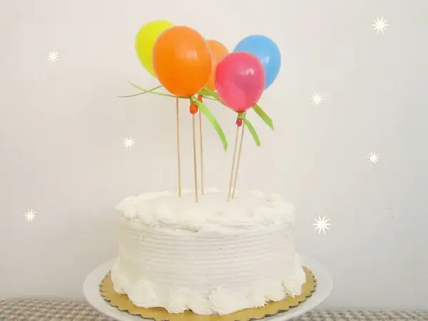 Birthday Cake Decorating Ideas You Can Do at Home for Easy, Fun Cakes 13 Easy Balloon Cake