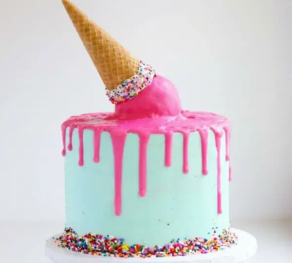 Birthday Cake Decorating Ideas You Can Do at Home for Easy, Fun Cakes 22 Upside Down Ice Cream Cone Cake