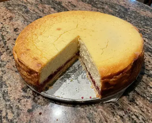Birthday Cakes For Adults: 14 Sophisticated Ideas for Grown-Up Celebrations 18 Baked Raspberry Cheesecake