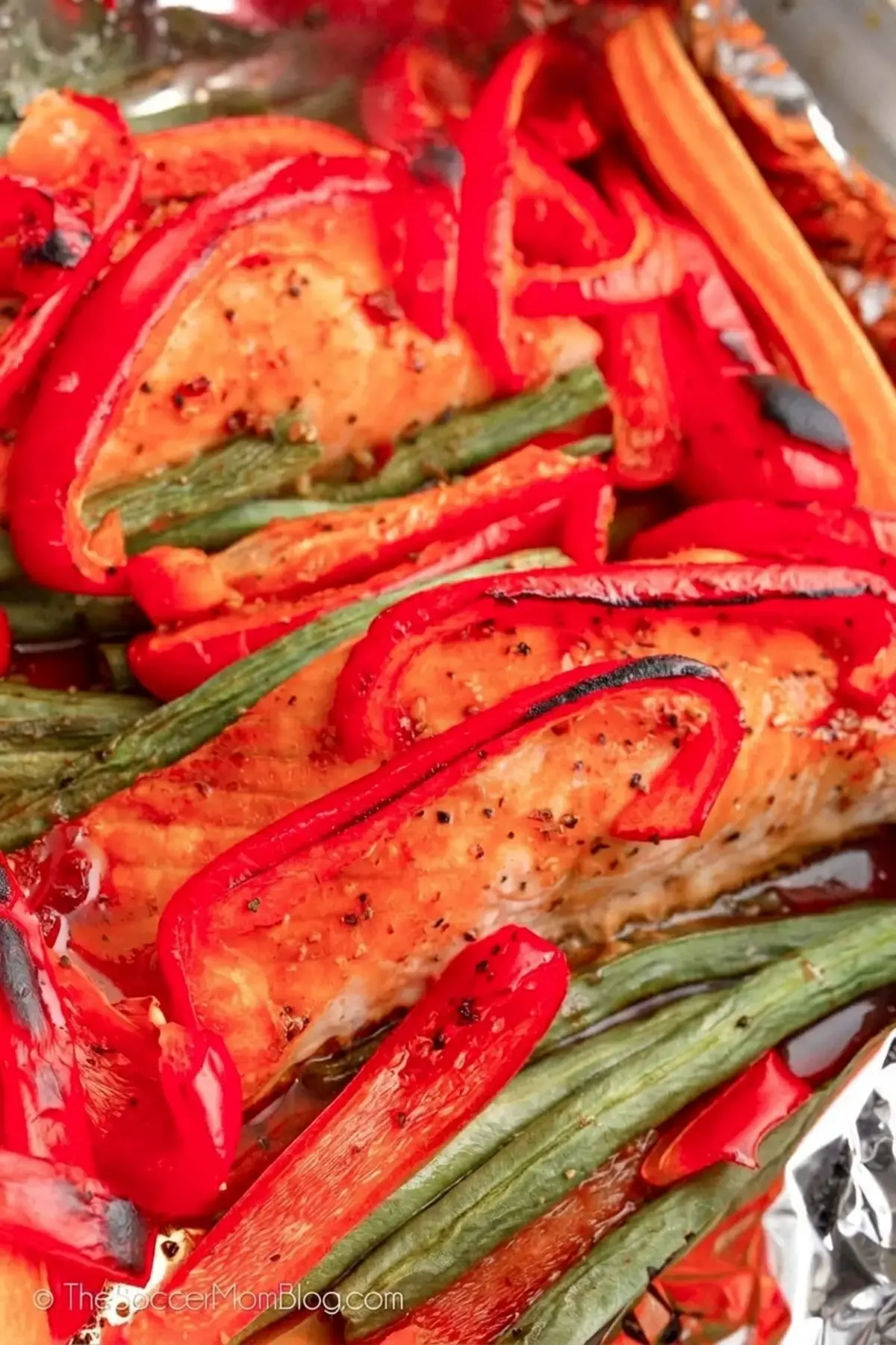 Baked Salmon With Veggies