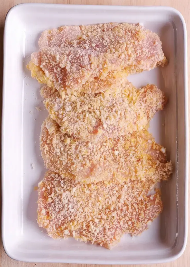 Chicken Pasta In Creamy White Wine Parmesan Cheese Sauce 8 1. Prep and Dredge the Chicken