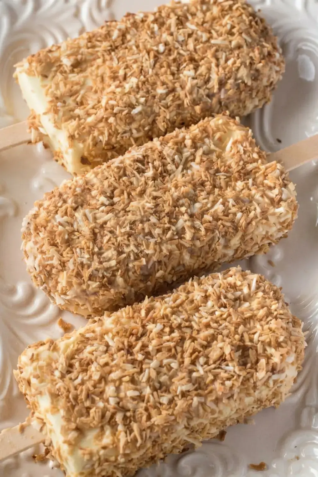 Get your summer snack on with these low carb coconut popsicle bars!