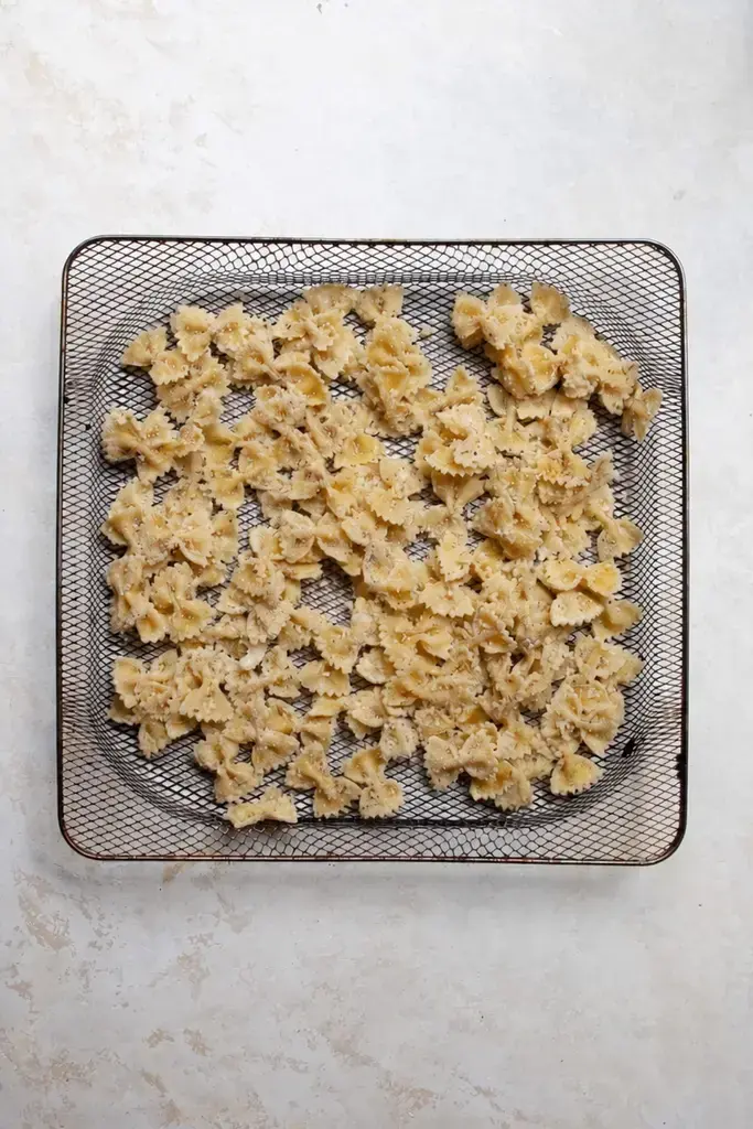 Step-by-step how to make pasta chips in the air fryer