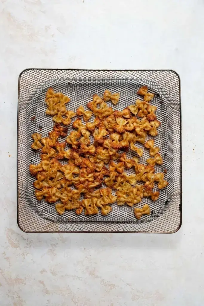 Step-by-step how to make pasta chips in the air fryer