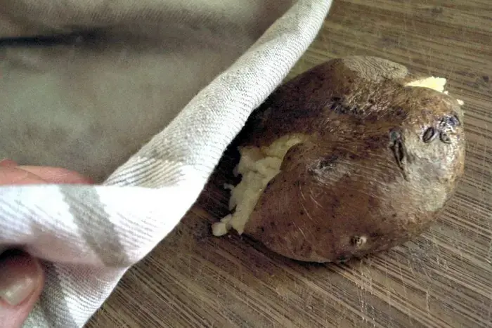 The Secret to Perfect Baked Potatoes in a Crock Pot