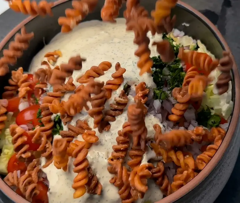 Home 24 Crunchy Pasta Salad