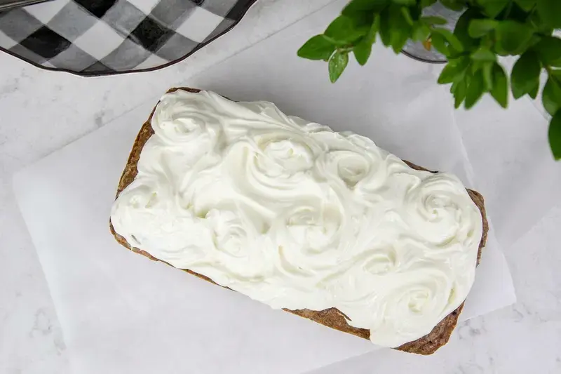 Four Ingredient Zucchini Spice Cake: Moist and Easy One Pan Dessert 6 Try this extra simple zucchini spice cake the next time you have more zucchini from the garden than you know what to do with!