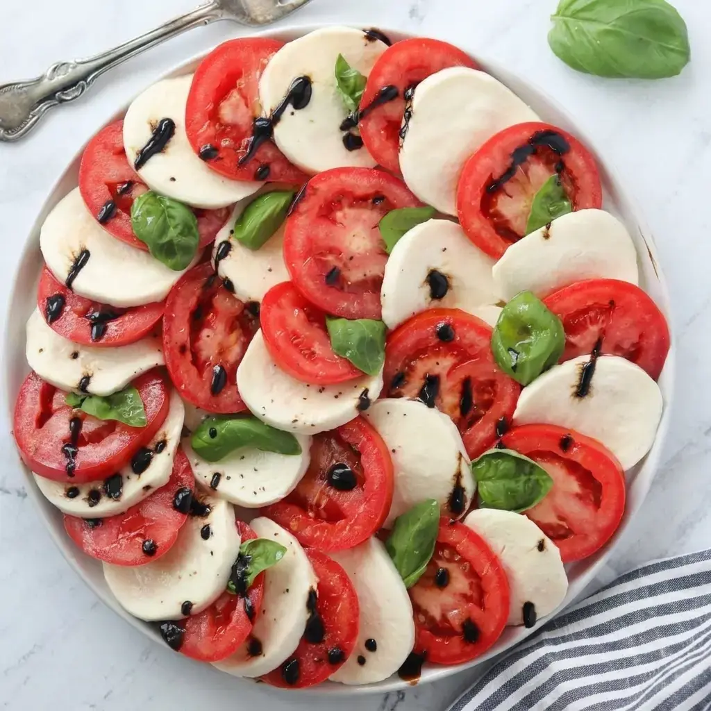 Is Caprese salad low carb?