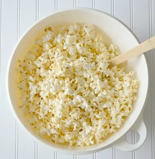 Easy Marshmallow Popcorn Balls Recipe for a Fun No Bake Snack 16 Marshmallow Popcorn Balls