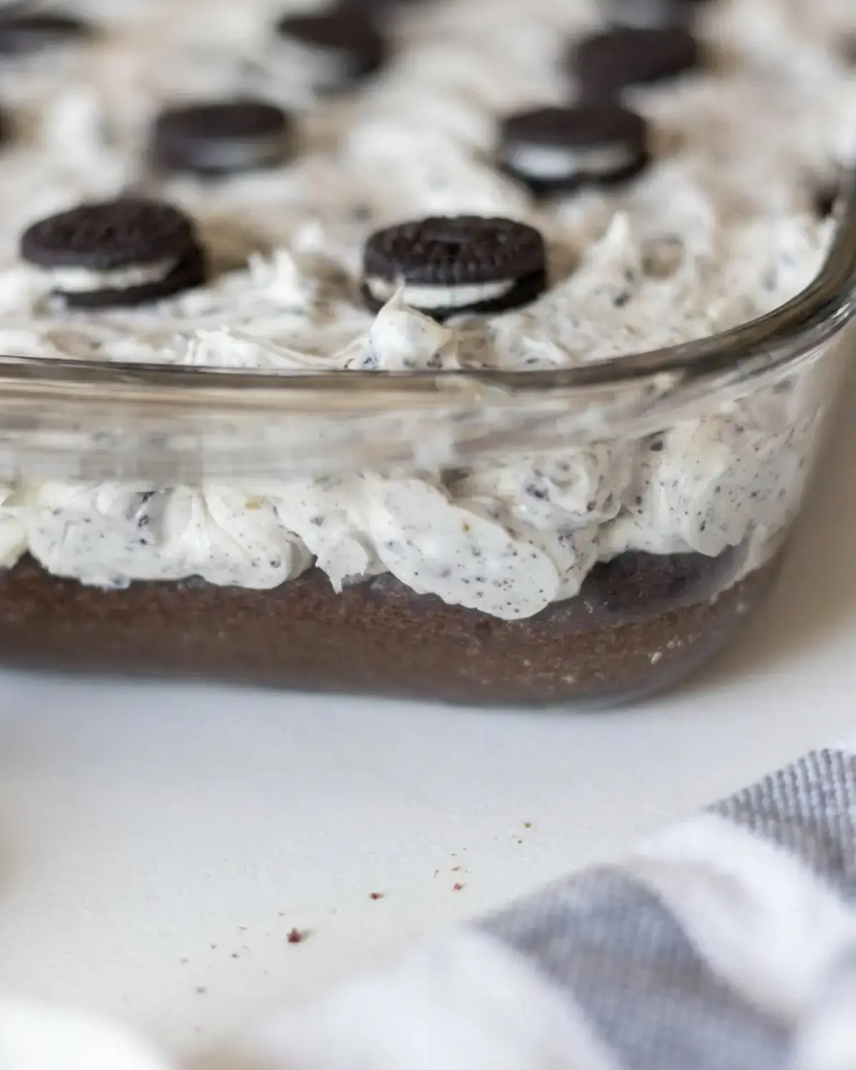 Oreo Sheet Cake Recipe with Cream Cheese Frosting 5 Assembling the Easy Sheet Cake Recipe