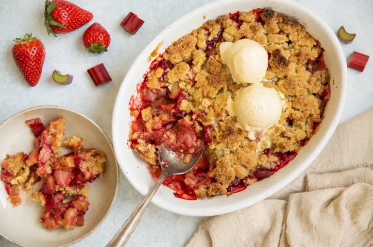 Rabarber Crumble Met Aardbei