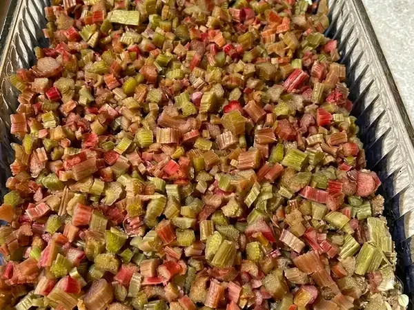 Rhubarb Crunch Recipe for a Family Favorite Dessert 15 Step 4: Add the rhubarb