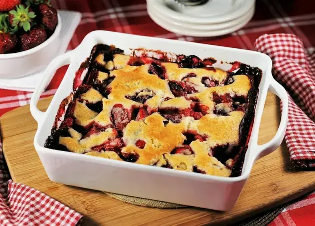 Best Strawberry Cobbler Recipe with Buttery Biscuit Topping 4 How to Make Fresh Strawberry Cobbler