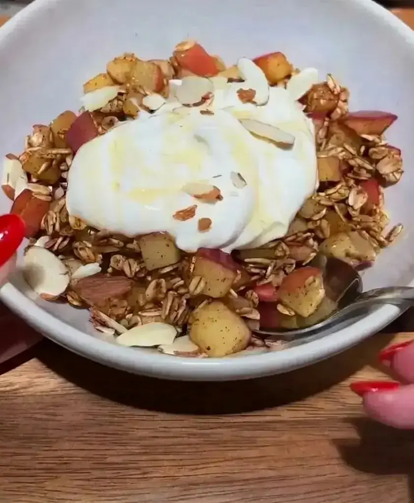 12. Slow Cooker Apple Cinnamon Oat Comfort Bowl