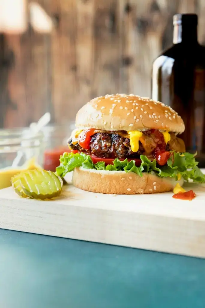 Sunday Grill Dinner Ideas for the Best Backyard BBQ Meals 2 2. Grilled Burger
