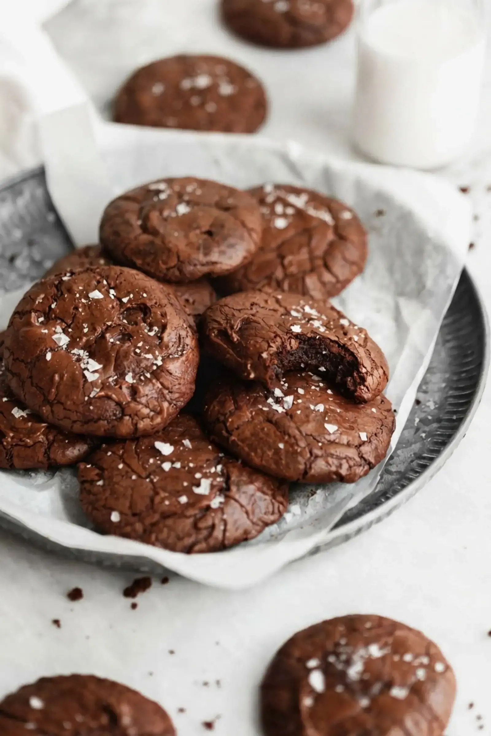 Super Fudgy Brownie Cookies with Crispy Edges and a Gooey Center 14 Tips for the best brownie cookies