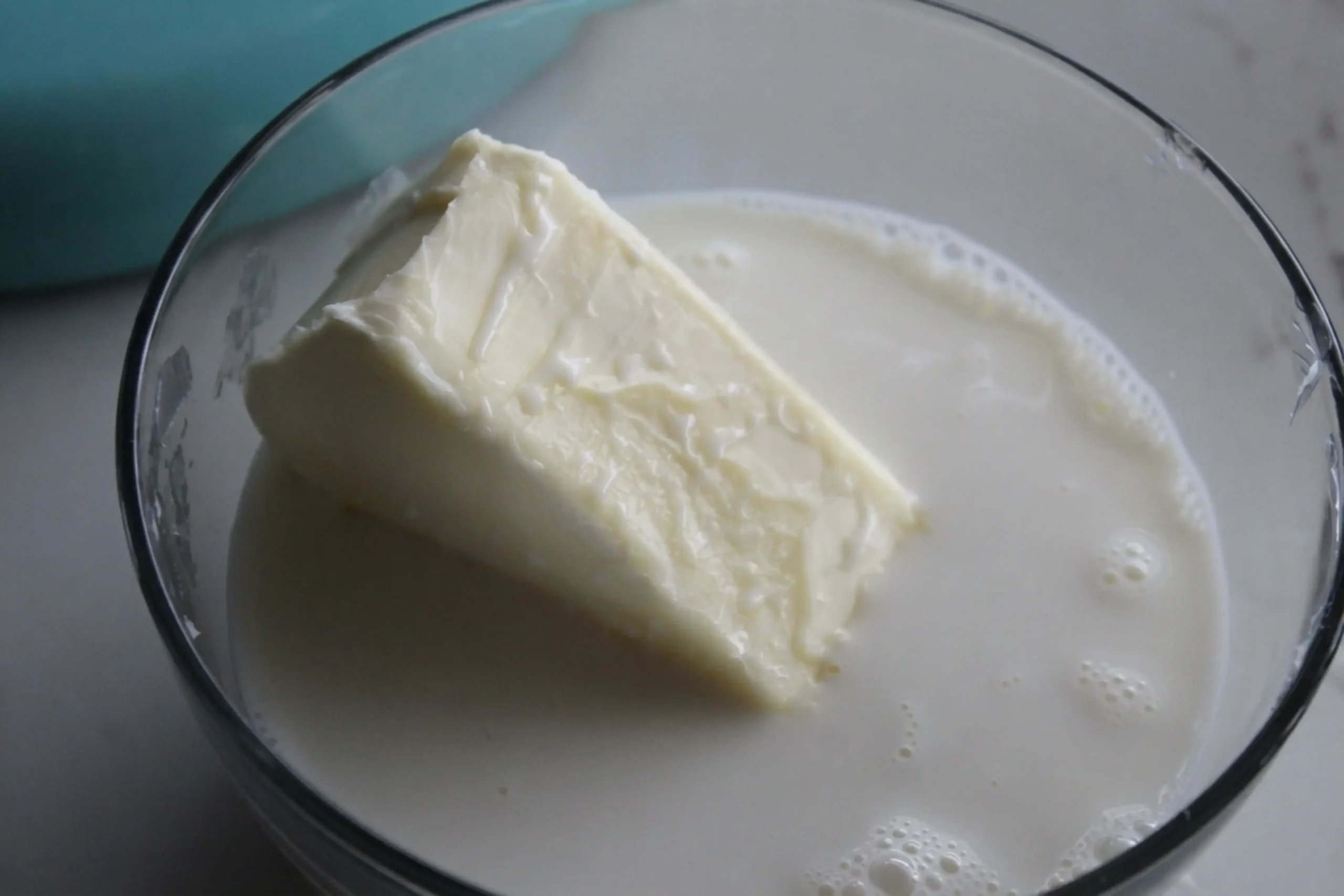 Vanilla Cake Recipe for a Moist, Tender, and Fluffy Classic 27 INSTRUCTIONS