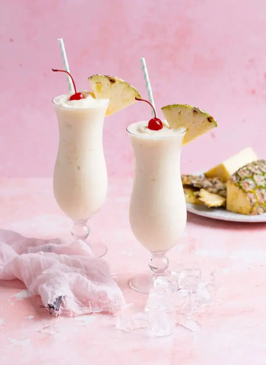 How to Make Virgin Pina Coladas