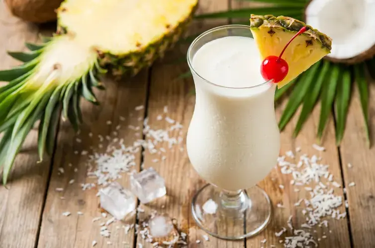 Virgin Pina Colada Recipe Creamy, Easy, and Alcohol Free 8 How do you make a virgin Piña Colada?