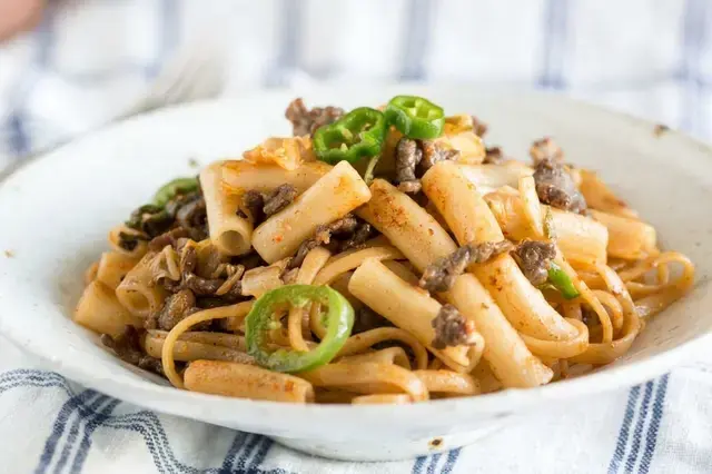 Ways To Eat Cook Kimchi Recipes: 15 Delicious Ideas for Every Meal 6 #6. Bulgogi Kimchi Pasta