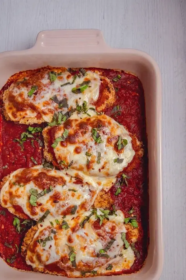 Baked Chicken Parmesan With Crispy Panko Coating 16 How to Make Baked Chicken Parmesan 3