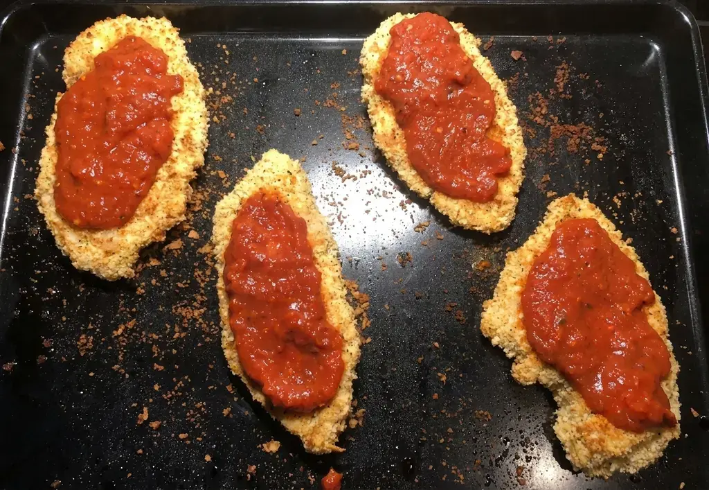 Baked Chicken Parmesan With Crispy Panko Coating 19 How to Make Baked Chicken Parmesan 6
