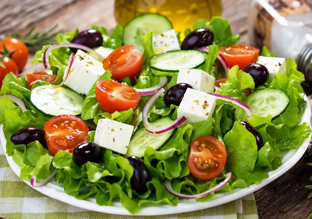15 Easy Bento Box Meal Ideas for Adults 6 Bento Box Meal Ideas For Adults, Greek Salad, Pita, and Tzatziki