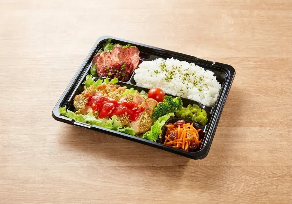 15 Easy Bento Box Meal Ideas for Adults 2 Bento Box Meal Ideas For Adults, Grilled Chicken, Quinoa, and Roasted Vegetables