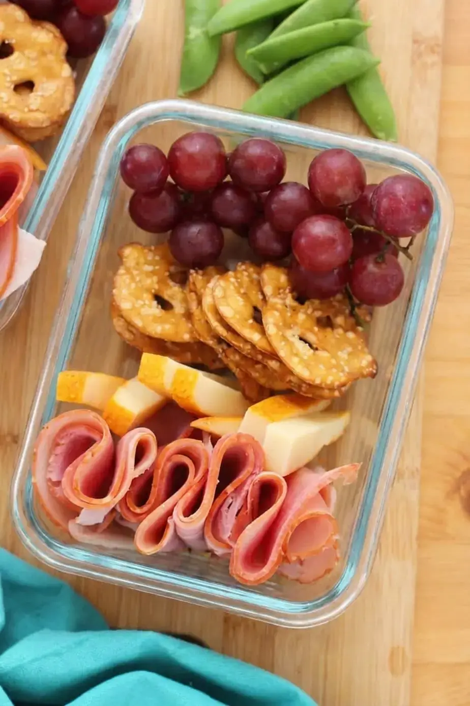 Spicy tuna wraps for a no-cook camping lunch