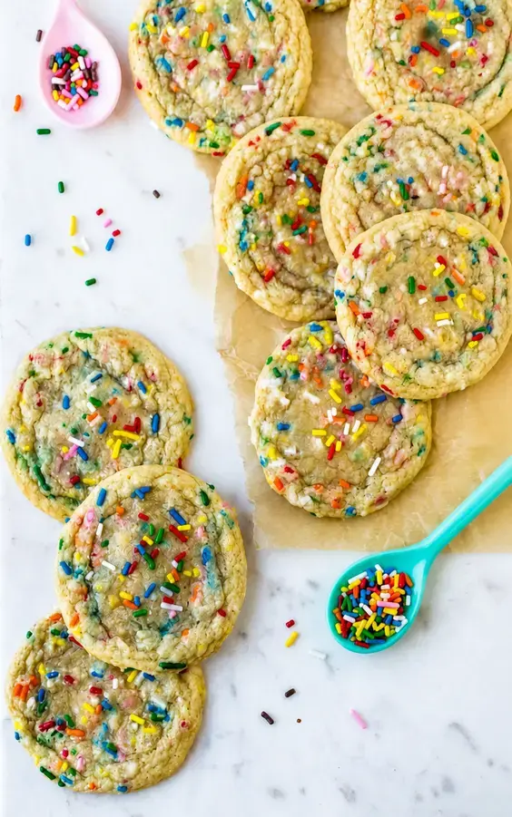 Easy & Healthy Cookie Recipes 5 Soft funfetti cookies filled with colorful sprinkles