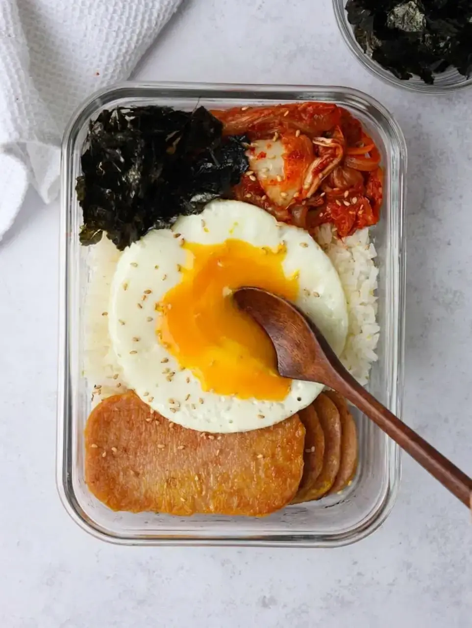 Dosirak Korean Lunch Box with Rice, Spam, and Kimchi 6 Dosirak Korean Lunch Box, The History and Tradition of Dosirak