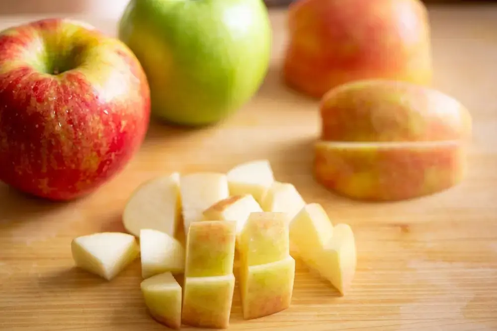 Easy Apple Kimchi: Sweet-Spicy 20-Minute Recipe 12 Apples cut into bite-size pieces for kimchi