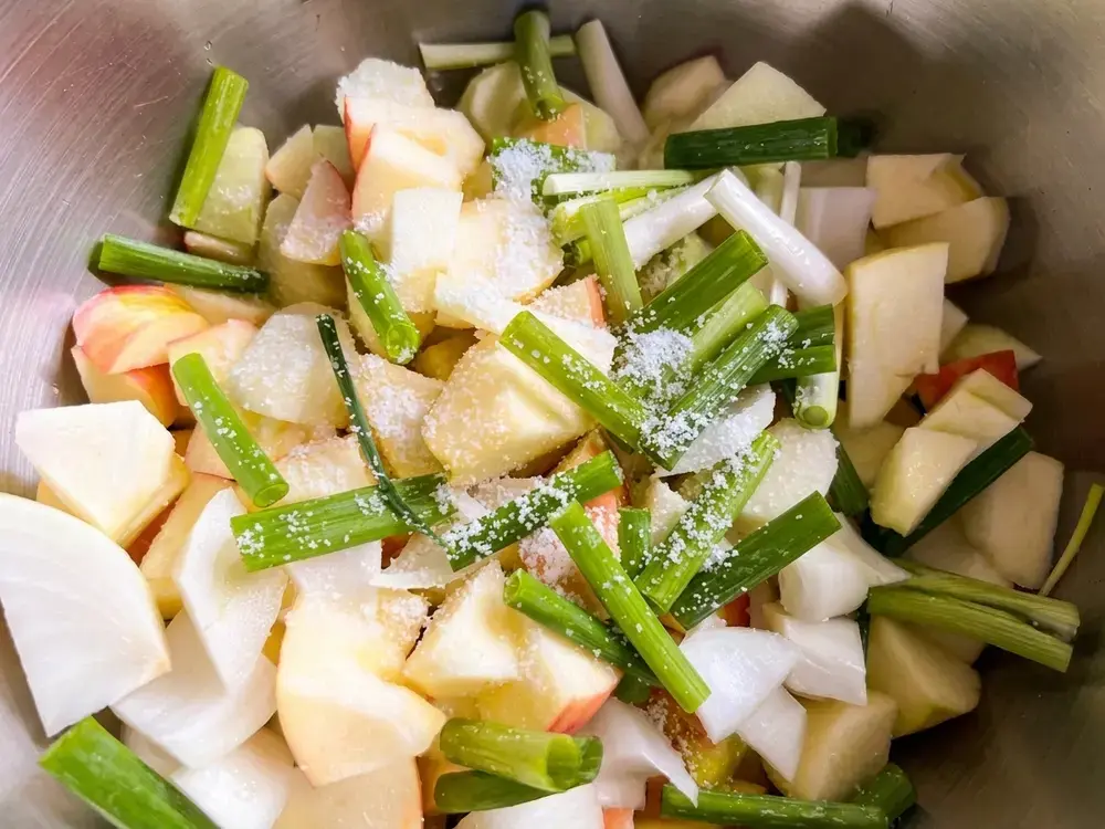 Easy Apple Kimchi: Sweet-Spicy 20-Minute Recipe 17 Finished Easy Apple Kimchi ready for refrigeration