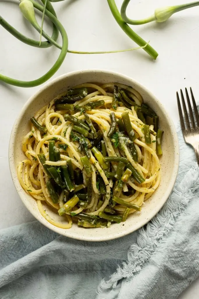 Creamy Garlic Scape Pasta Vegan for a Quick Summer Dinner 34 Garlic Scape Pasta Vegan