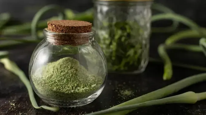 Garlic Scape Powder