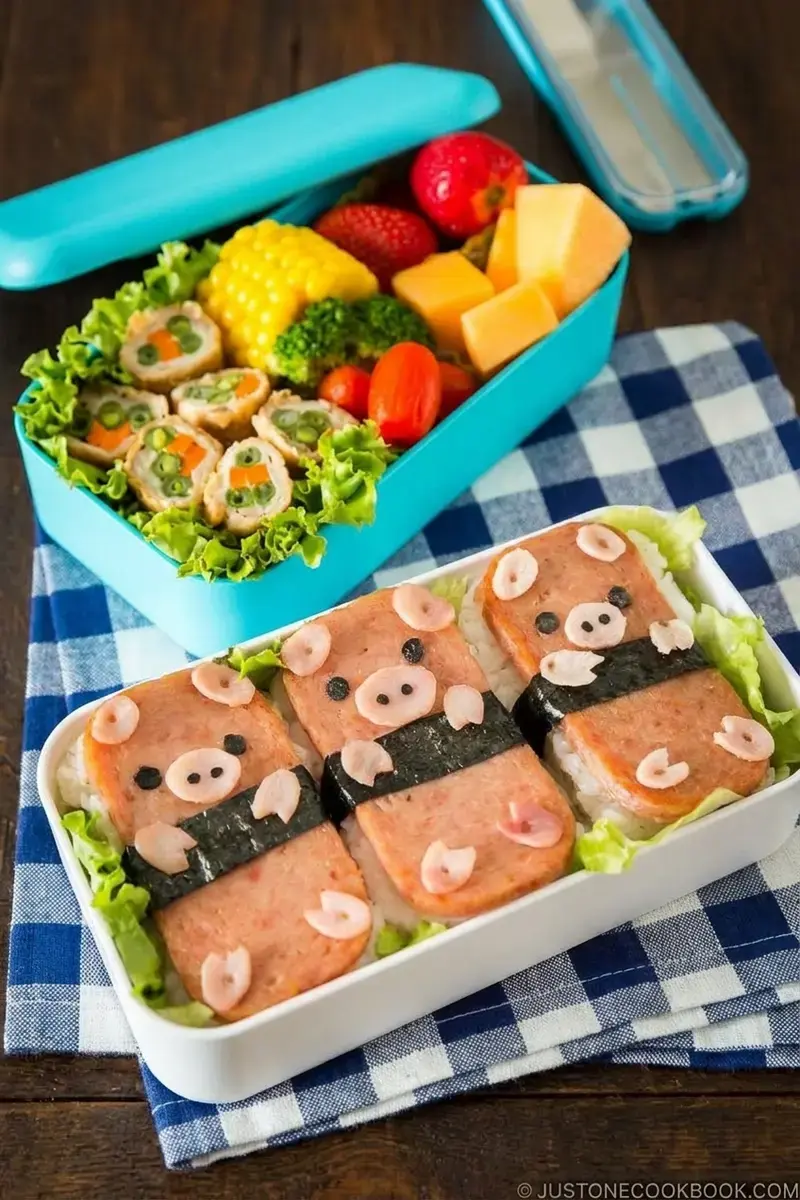 Piggy Spam Musubi Bento, What Is Piggy Spam Musubi Bento