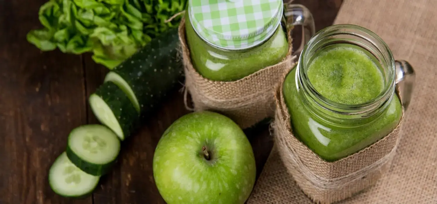 10 Smoothies To Lose Belly Fat Fast, 1) Green Apple Belly Blaster