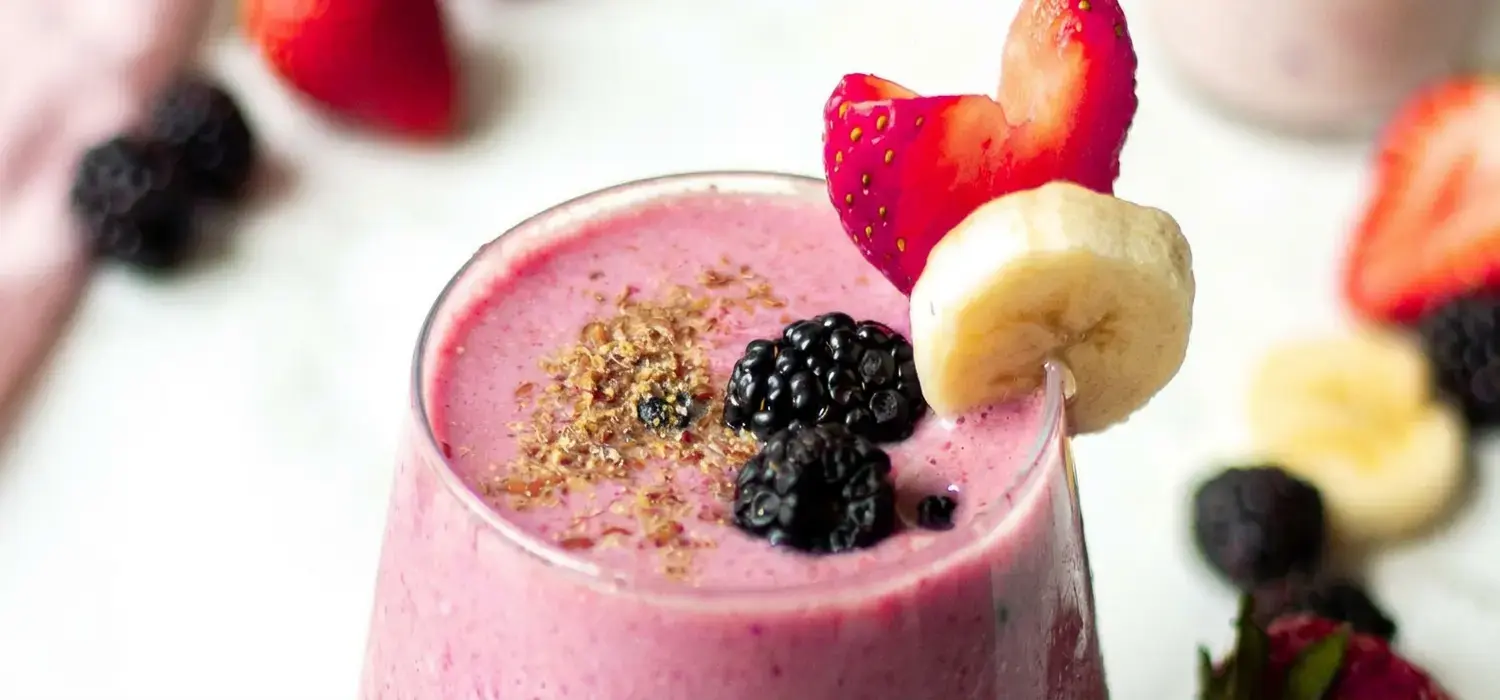 10 Smoothies To Lose Belly Fat Fast, 9) Creamy Banana Blackberry Smoothie