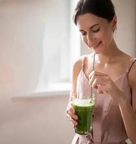 2 Skin Detox Drink Recipes For A Glowing Complexion, Glowing Skin Detox Drink