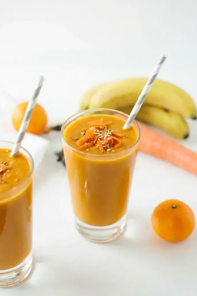 20 Best Smoothie Recipes, Golden Beet, Carrot & Turmeric Smoothie