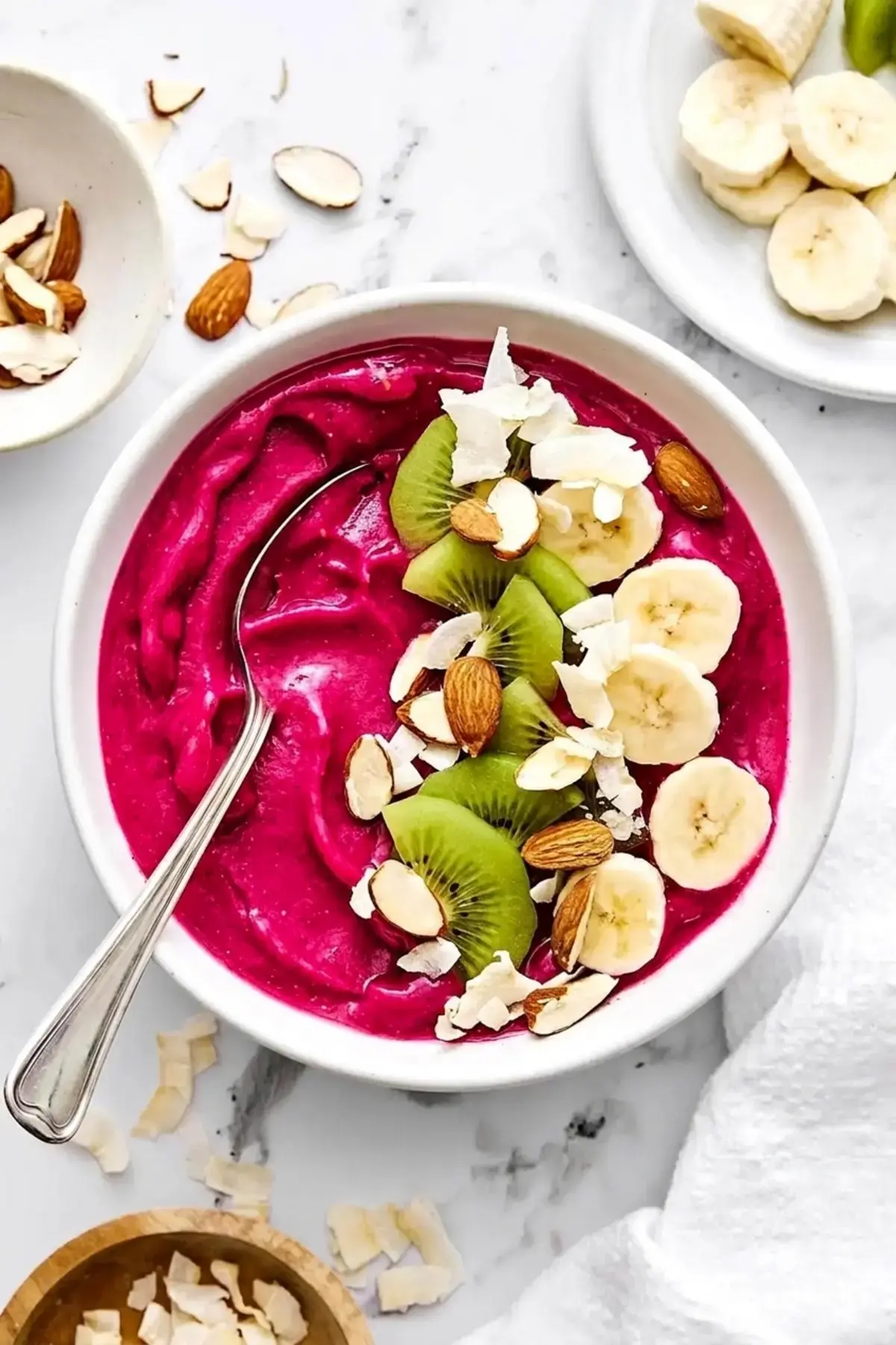 20 Best Smoothie Recipes, Pitaya Smoothie Bowl